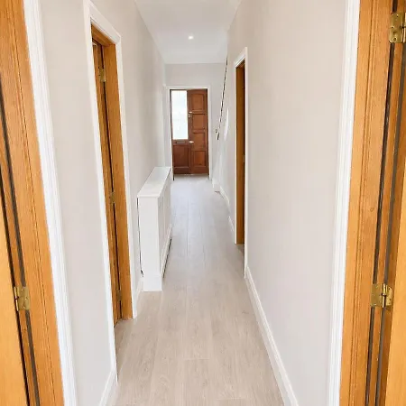 Apartment Modern In The Heart Of 8 Shared